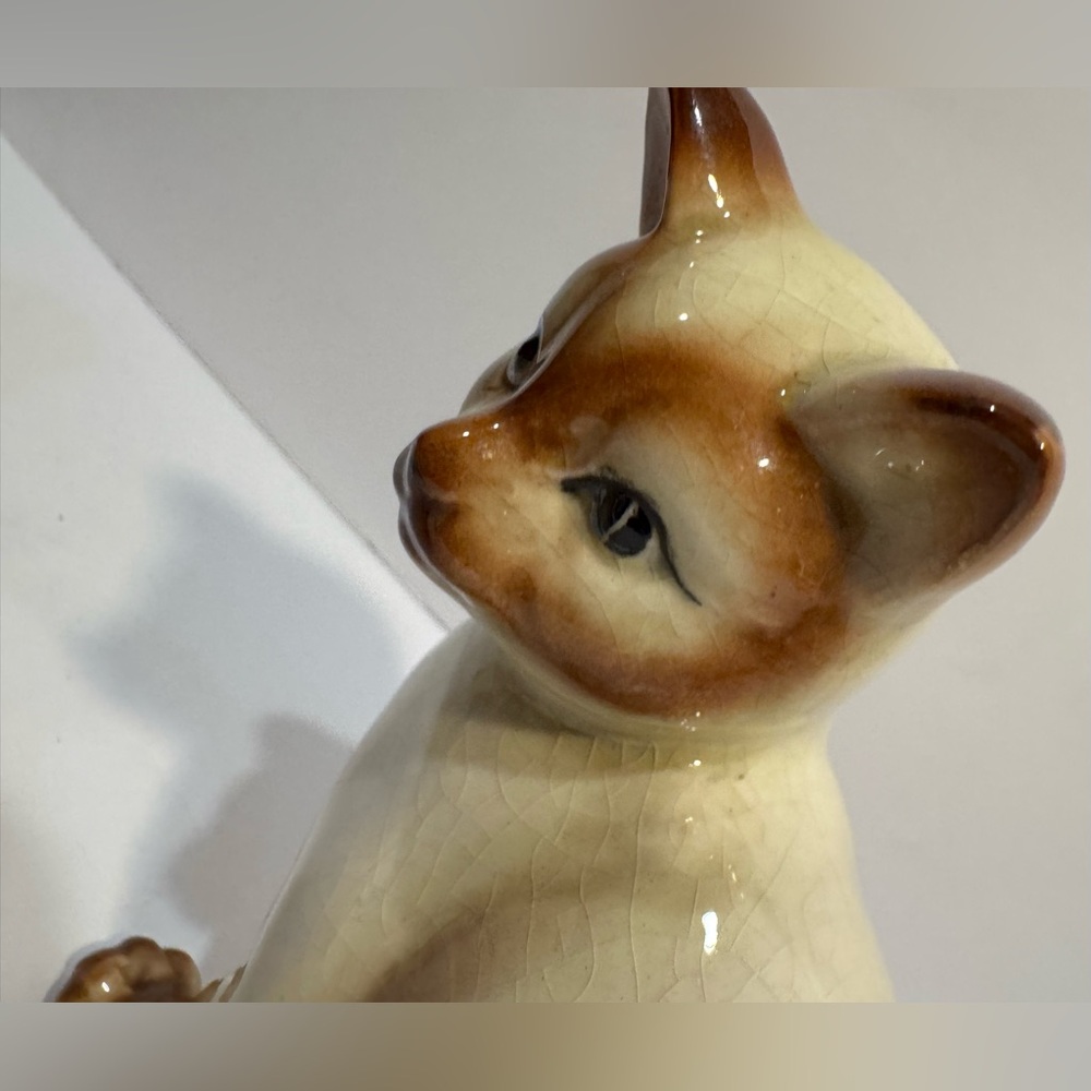 MCM Vintage Ceramic Standing Siamese Cat Figurine - Picture 9 of 16